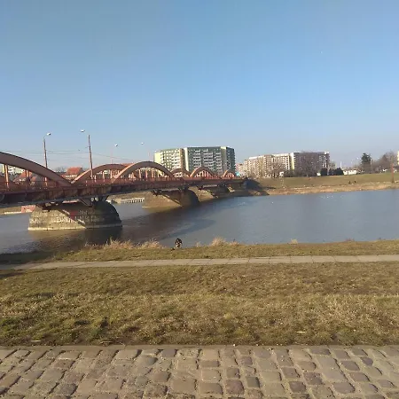 Nighthost- Trzebnicka 84 Wroclaw