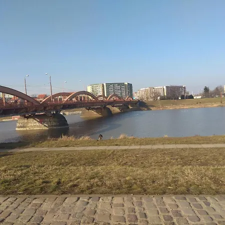Nighthost- Trzebnicka 84 Wroclaw